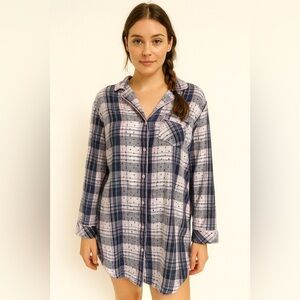 VICTORIA’S SECRET Blue and Pink Plaid Button-Down Shirt